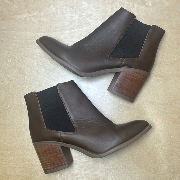 Nisolo‎ Ana Go-To Heeled Chelsea Boot in Brown size 9.5 - Picture 1 of 11